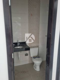 CASA COM 2 QUARTOS SENDO UMA SUITE, BEM LOCALIZADA NO JD PAULA 2 EM VARZEA GRANDE