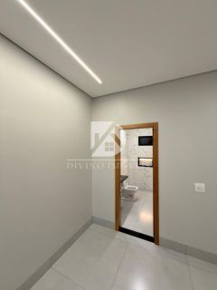 VENDE-SE CASA EM CUIÁBA- JARDIM GRAMADO