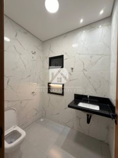 VENDE-SE CASA EM CUIÁBA- JARDIM GRAMADO