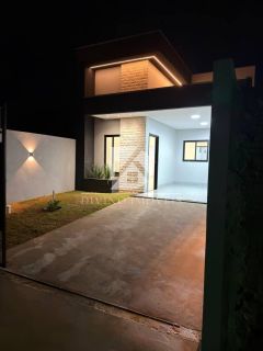 VENDE-SE CASA EM CUIÁBA- JARDIM GRAMADO