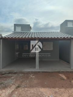 CASA COM 2 QUARTOS, NO JD PAULA 2 PROXIMO A RUA GOIAS