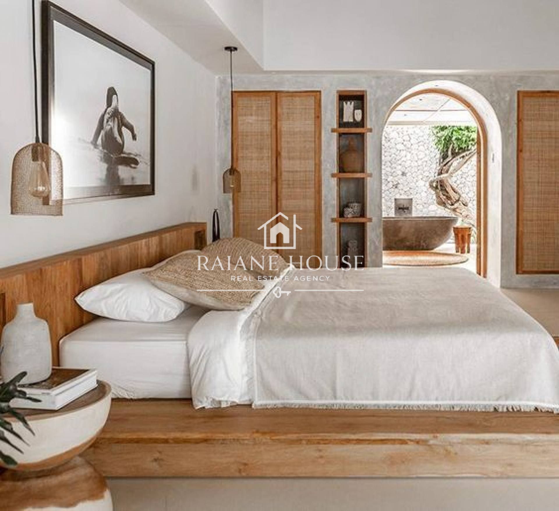 Mansão de Luxo à Venda no Bairro Atalaia – Próxima à Praia