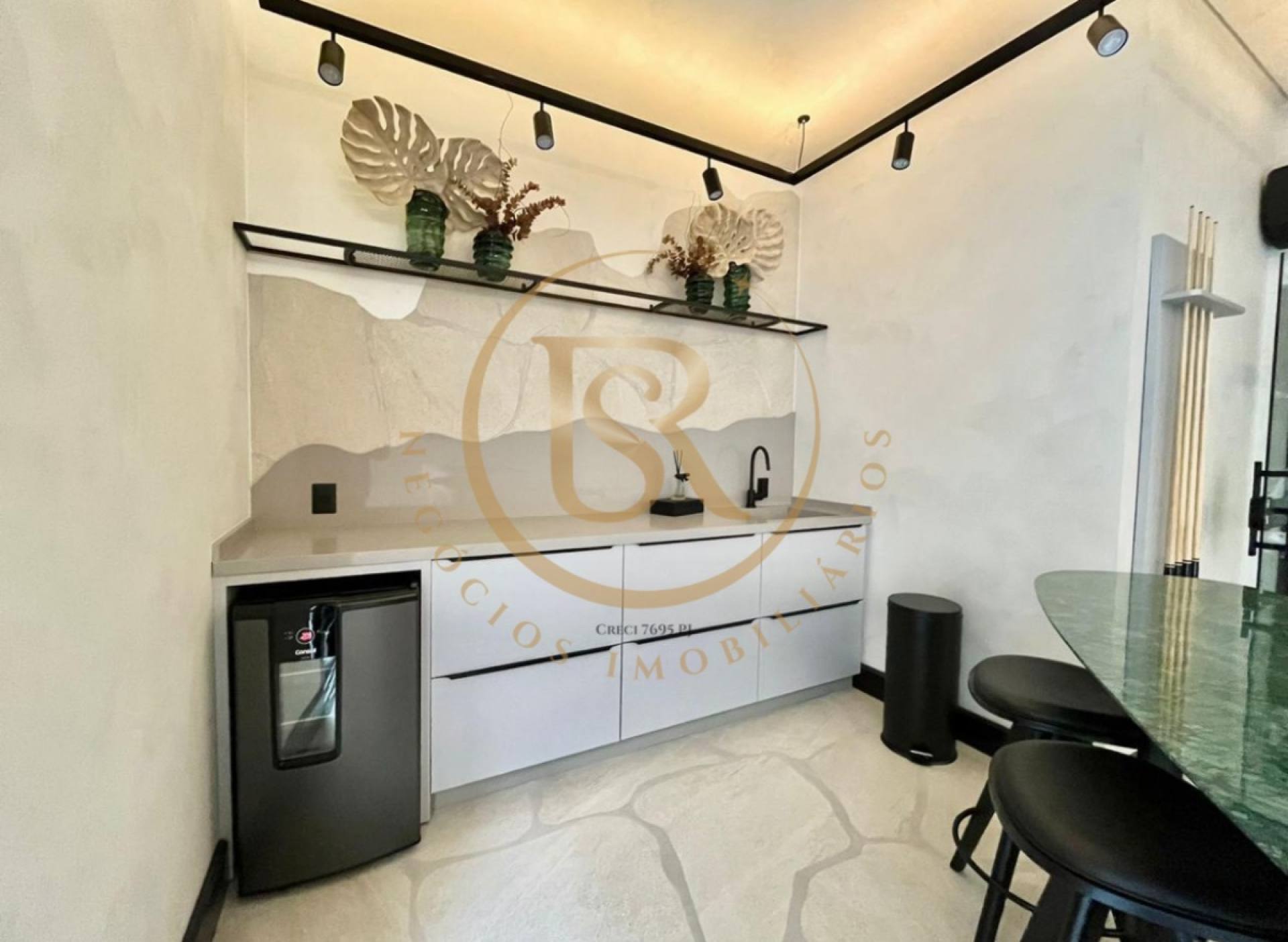 Quadra Mar - 03 suítes - com lazer completo - Meia Praia, Itapema — foto 2