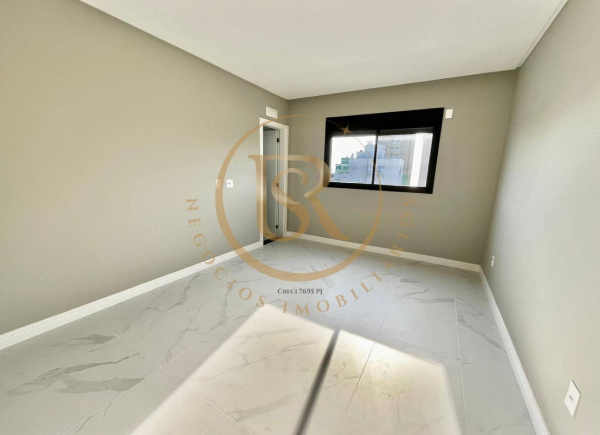 Quadra Mar - 03 suítes - com lazer completo - Meia Praia, Itapema — foto 5