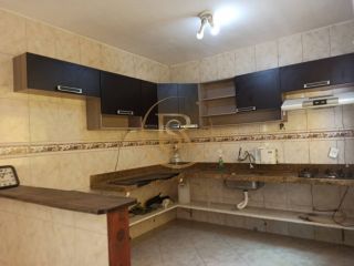 Casa Espetacular com 6 Dormitórios em Localização Privilegiada!
