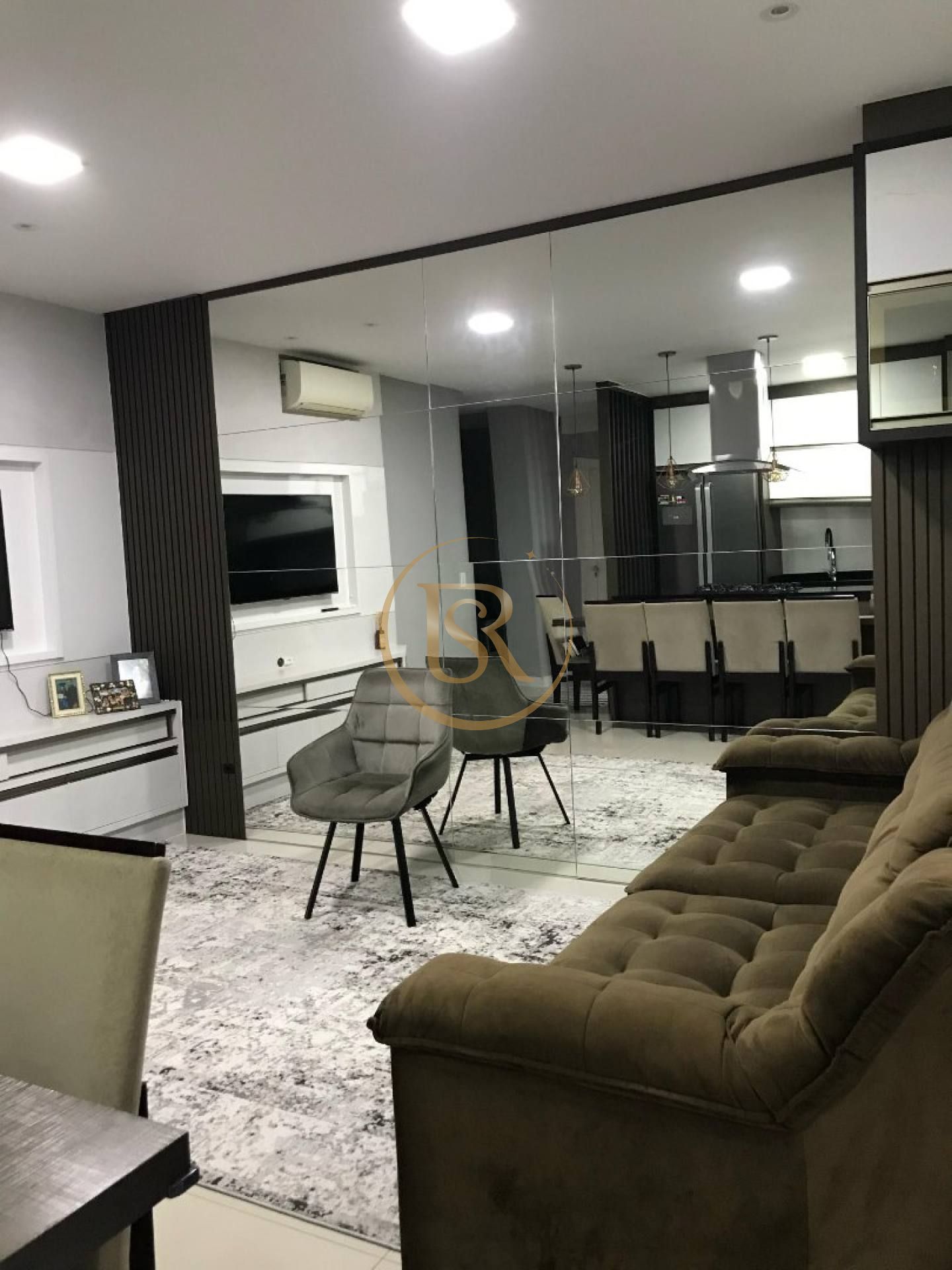APARTAMENTO Á VENDA