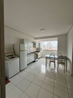 Apartamento disponível para locação anual no bairro Perequê