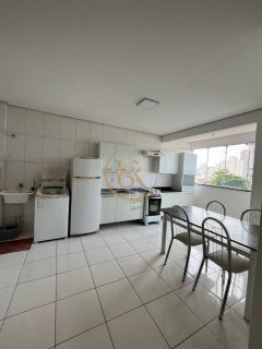 Apartamento à venda no Perequê