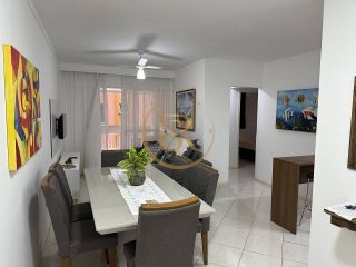 Apartamento à venda no bairro Meia Praia