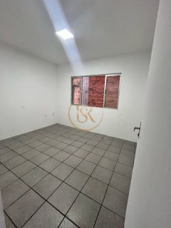 Apartamento disponível para locação anual no centro de Itapema.