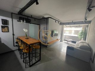 Apartamento a 100 metros da praia central