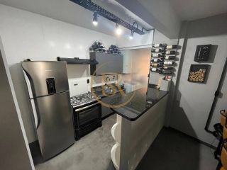 Apartamento a 100 metros da praia central