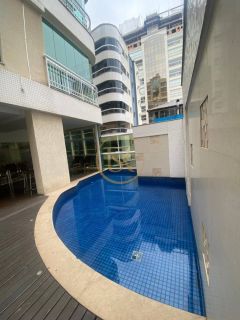 Apartamento disponível para locação anual na Meia Praia 120 m² com lazer