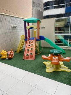 Apartamento disponível para locação anual na Meia Praia 120 m² com lazer