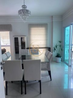 Apartamento disponível para locação anual na Meia Praia 120 m² com lazer
