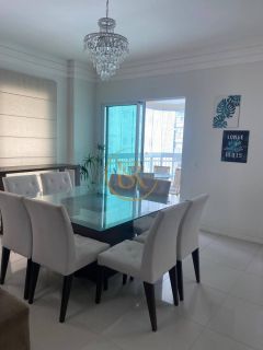 Apartamento disponível para locação anual na Meia Praia 120 m² com lazer