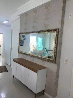 Apartamento disponível para locação anual na Meia Praia 120 m² com lazer