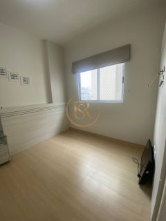 Apartamento disponível para locação anual na Meia Praia 120 m² com lazer