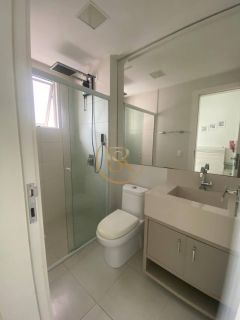 Apartamento disponível para locação anual na Meia Praia 120 m² com lazer