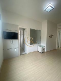 Apartamento disponível para locação anual na Meia Praia 120 m² com lazer