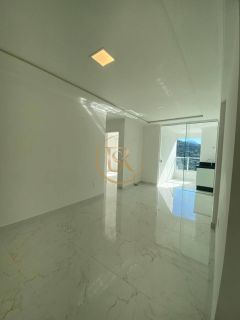 Apartamento disponível para locação anual com lazer completo no Morretes