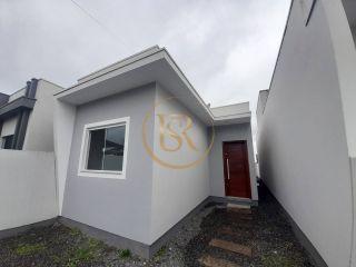 Casa pronta por 370 mil em Tijucas