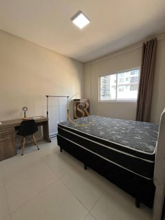 Apartamento finamente mobiliado no Perequê