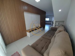 Casa Triplex disponivel para locação anual