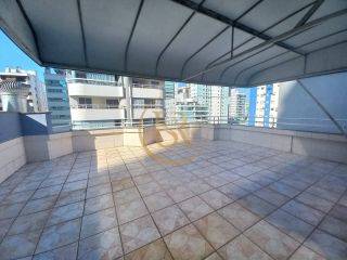Locação de cobertura a 250 metros do mar