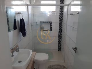 Casa disponível para locação anual no Perequê.