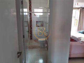 Casa disponível para locação anual no Perequê.