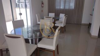 Apartamento disponível para locação anual na Meia Praia