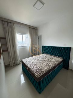 Apartamento disponível para locação anual na Meia Praia