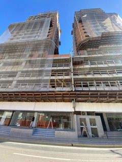 Ampla sala comercial no Morretes