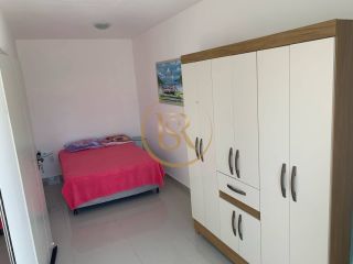 Sobrado à venda no Perequê