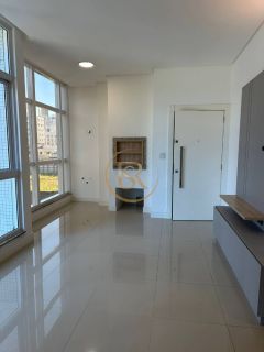 Apartamento semi-mobiliado 