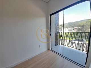 Sobrado à venda no bairro Morretes