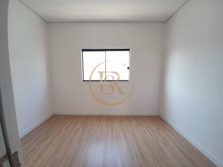 Sobrado à venda no bairro Morretes