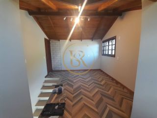 Casa à venda no Alto Perequê