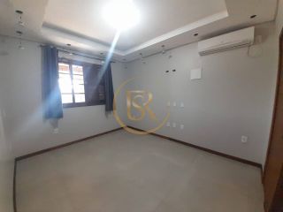 Casa à venda no Alto Perequê