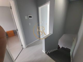 Sobrado de esquina no Centro de Camboriú