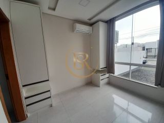Casa pronta por 400 mil em Tijucas