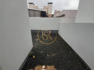 Casa pronta por 400 mil em Tijucas