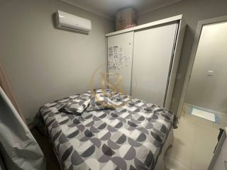 Aconchegante e bem localizado sobrado geminado a venda na praia de Balneário Perequê, em Porto Belo!