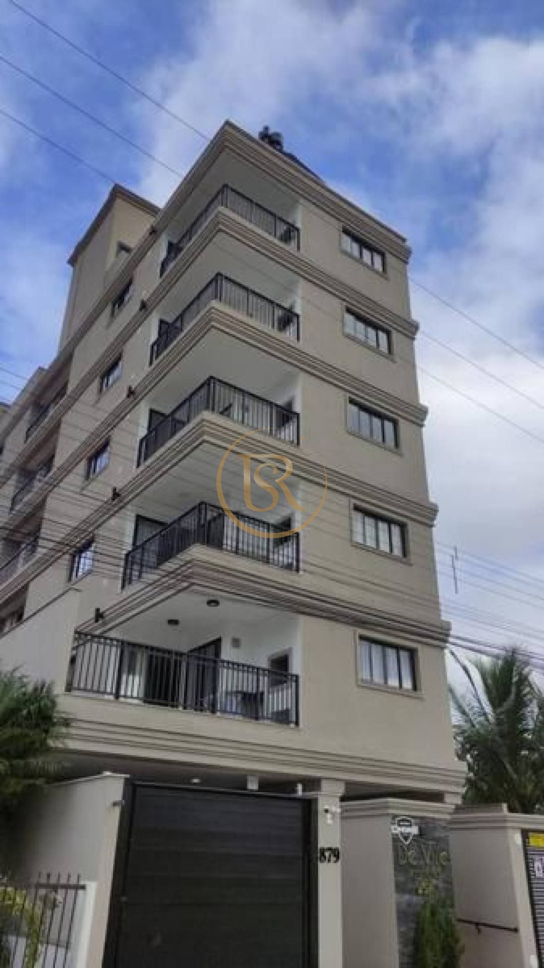 Apartamento Para Alugar com 02 quartos 01 suítes no bairro Perequê em Porto Belo