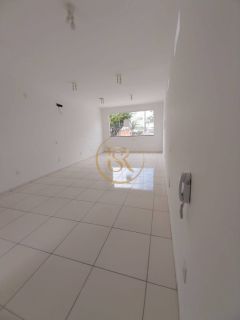 Sala Comercial Para Alugar Balneário Perequê em Porto Belo