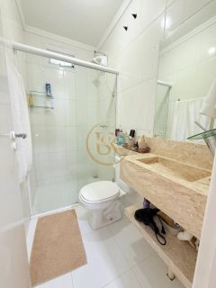 Casa Para Temporada com 05 quartos 04 suítes no bairro Perequê em Porto Belo