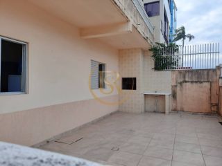 Casa na avenida da praia do perequê disponível para temporada