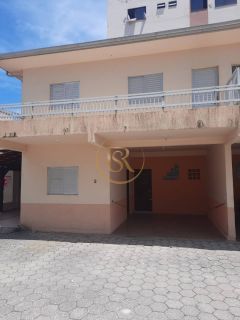 Casa na avenida da praia do perequê disponível para temporada