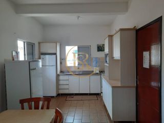 Casa na avenida da praia do perequê disponível para temporada